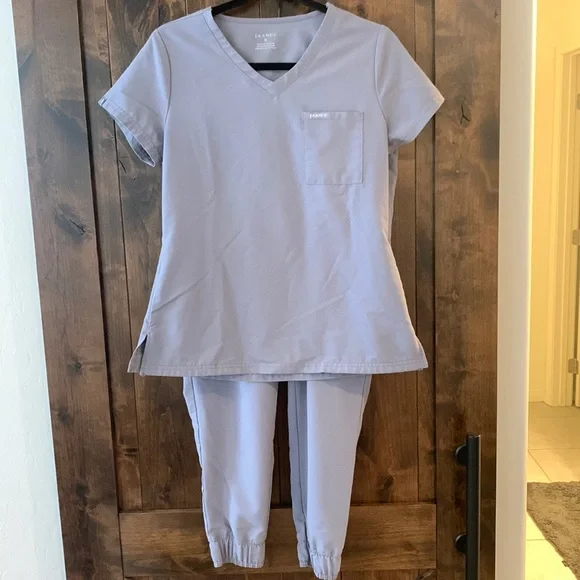 Grey Jaanuu scrub SET - Picture 1 of 7